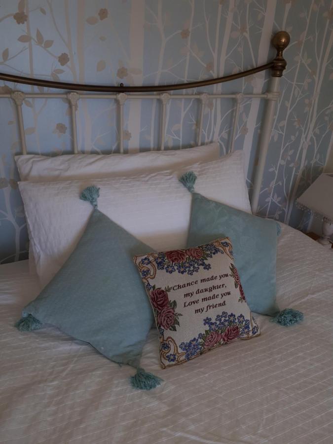 Court Barn Cottage B&B Burwash Bagian luar foto