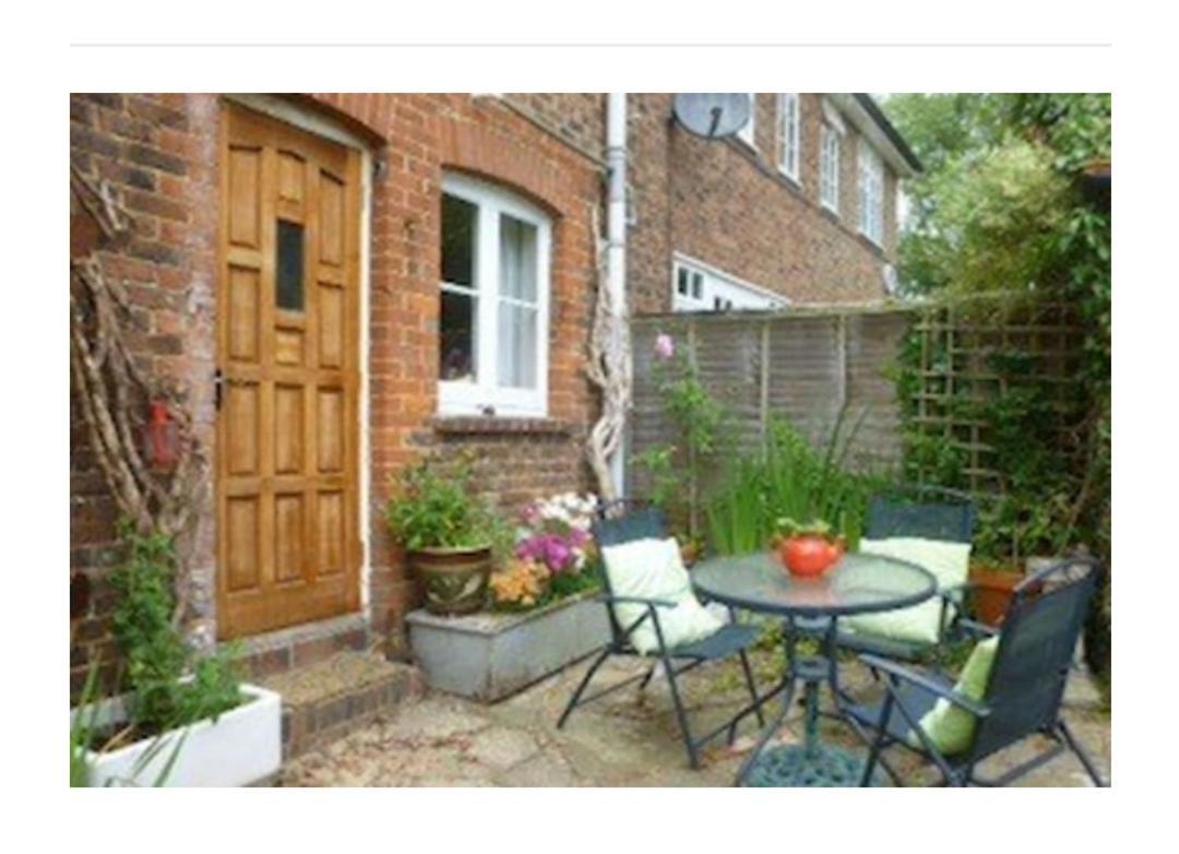 Court Barn Cottage B&B Burwash Bagian luar foto